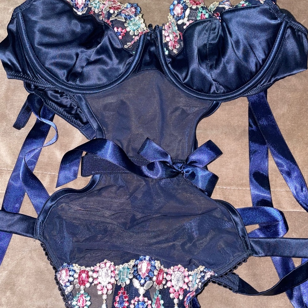 Victoria’s Secret sleepwear